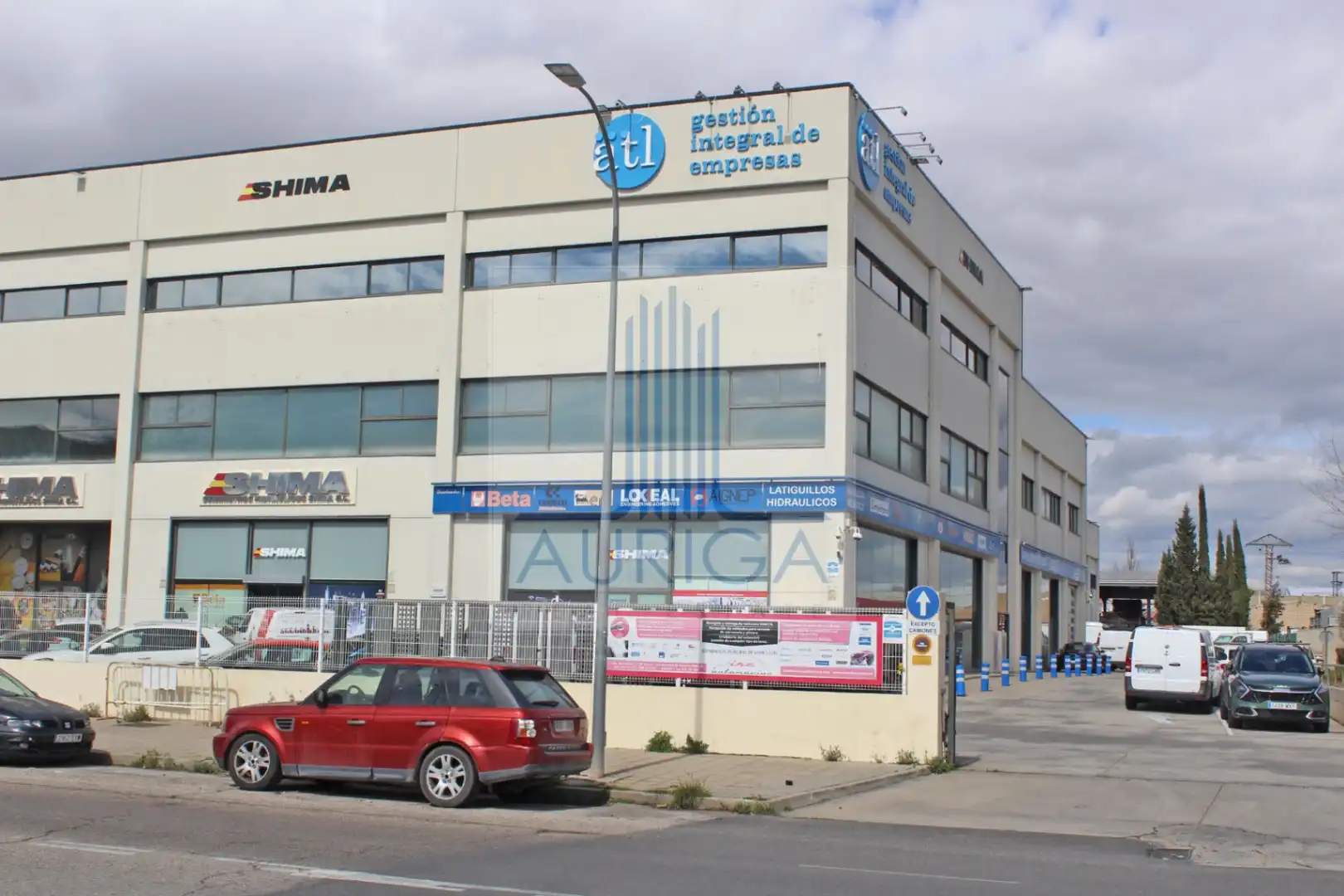 Vista exterior de Oficina en venta en San Fernando de Henares con Calefacción y Trastero