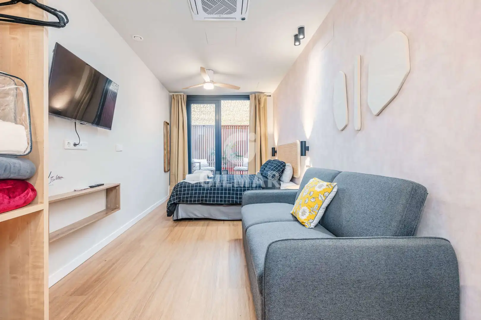 Habitación de Edificio en venta en Sevilla