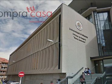 Locale commerciale in vendita a Centro