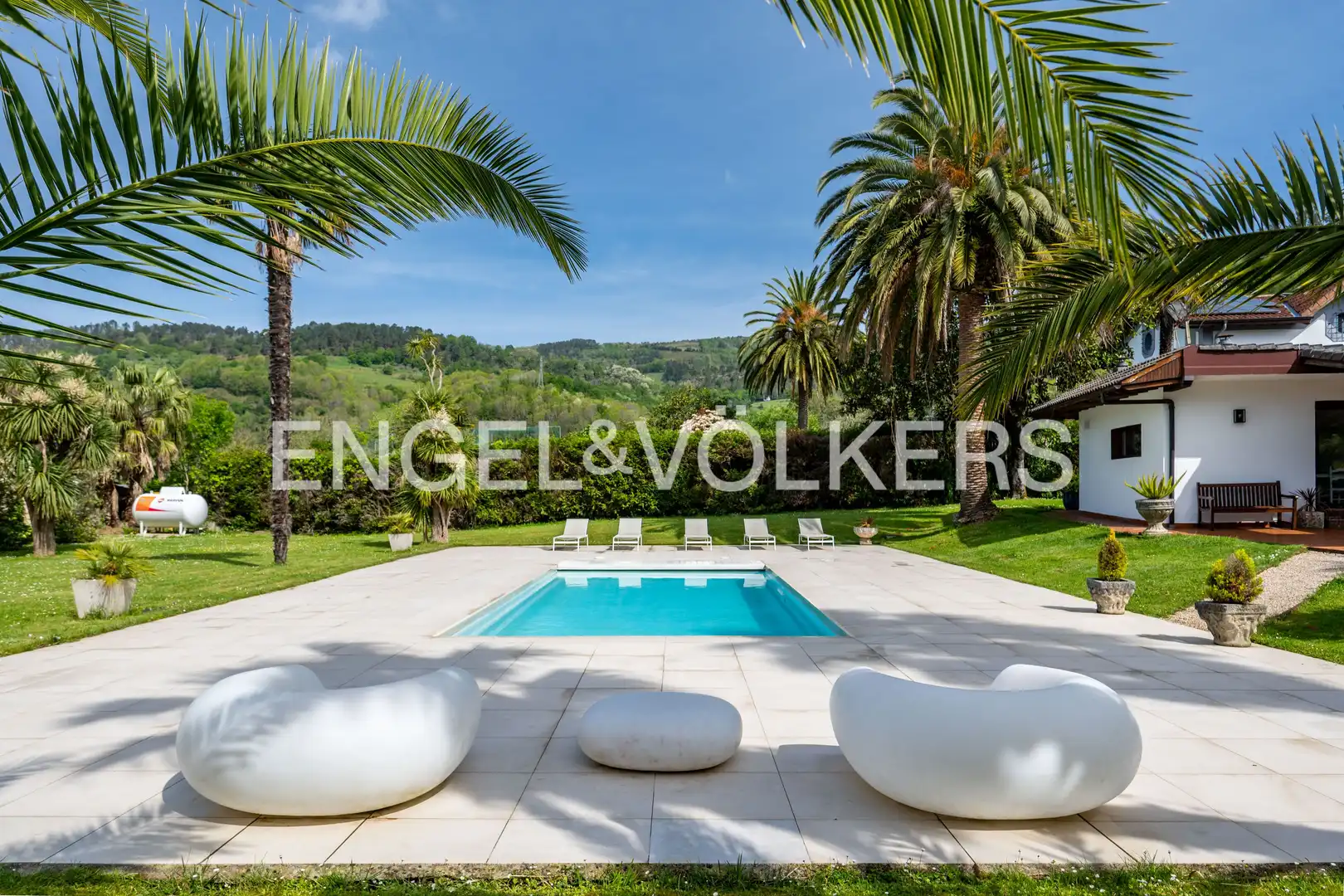 Terraza de Casa o chalet de alquiler en Usurbil con Calefacción, Jardín privado y Piscina