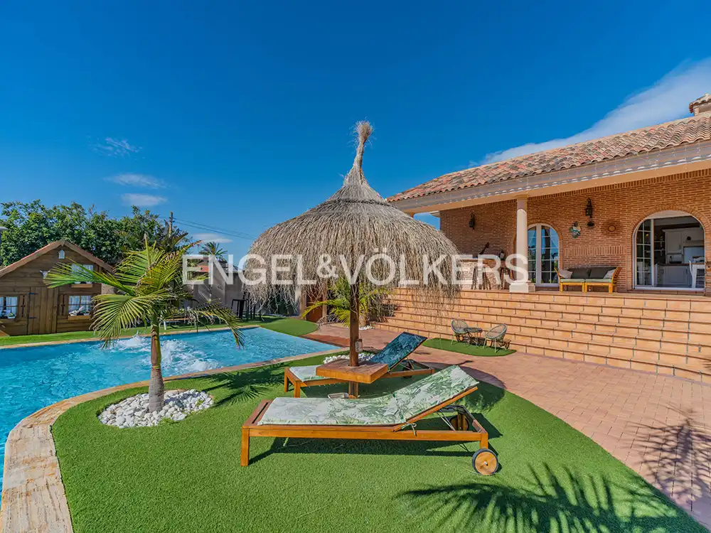 Terrace of Houses for sale in San Vicente del Raspeig / Sant Vicent del Raspeig  with Air Conditioner, Heating and Private garden