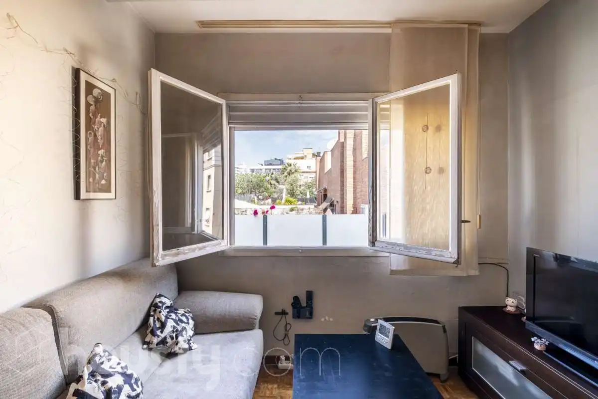 Terraza de Piso en venta en Barcelona con Balcón