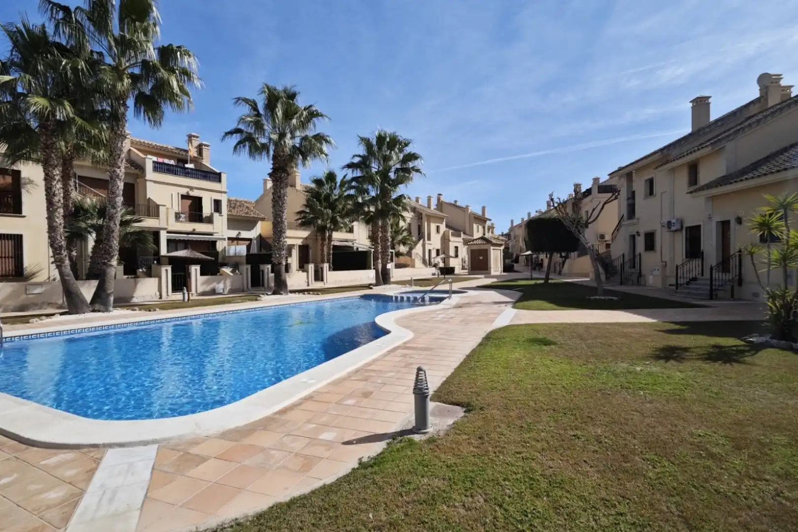 Piscina de Apartamento en venta en Algorfa con Aire acondicionado, Calefacción y Jardín privado