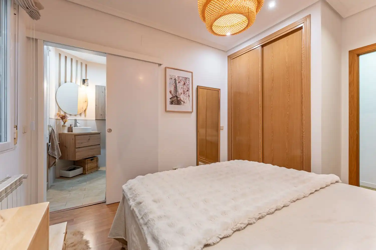 Habitación de Piso en venta en Madrid con Calefacción
