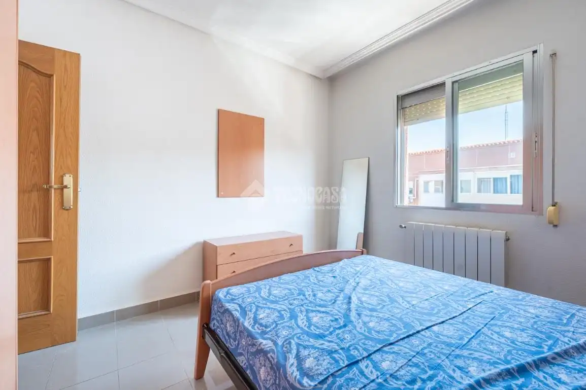Schlafzimmer von Wohnung zum Verkauf in Madrid