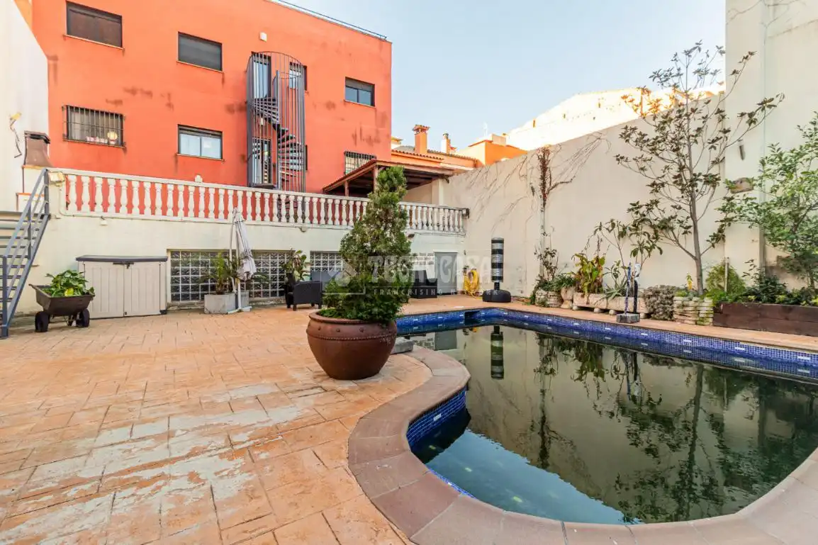 Flat with lift for sale in Centre - Estació