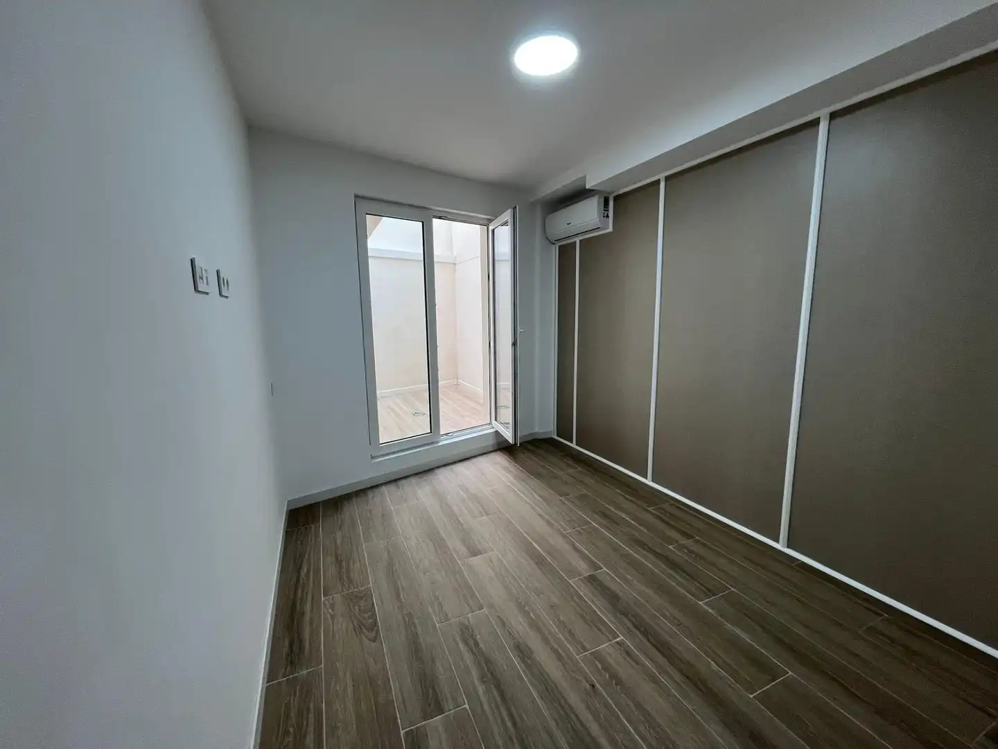 Dúplex en venta en Alicante / Alacant con Aire acondicionado y Trastero