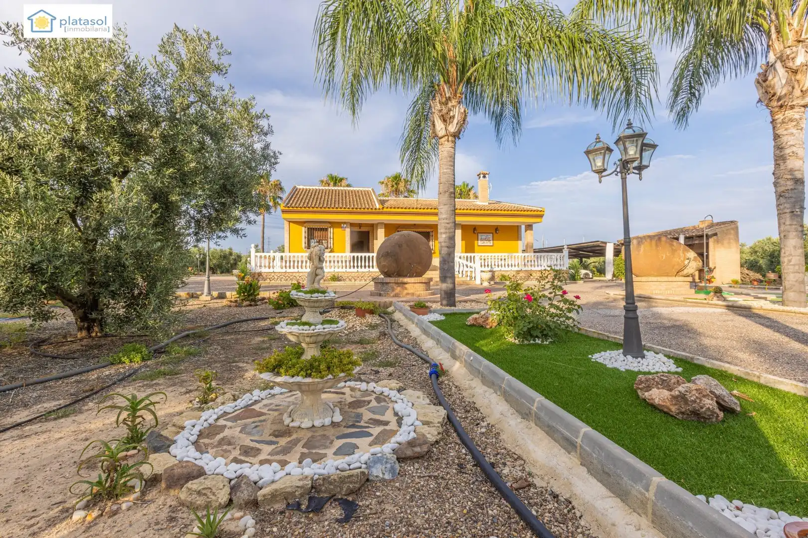 Vista exterior de Finca rústica en venta en Chucena con Aire acondicionado, Calefacción y Jardín privado