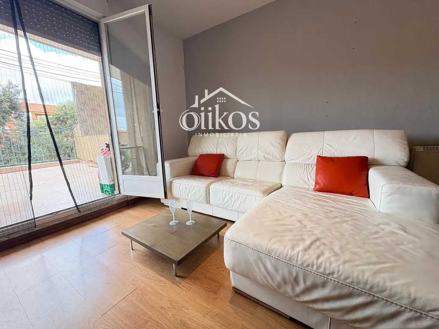 Sala de estar de Piso en venta en Terradillos con Calefacción, Trastero y Amueblado