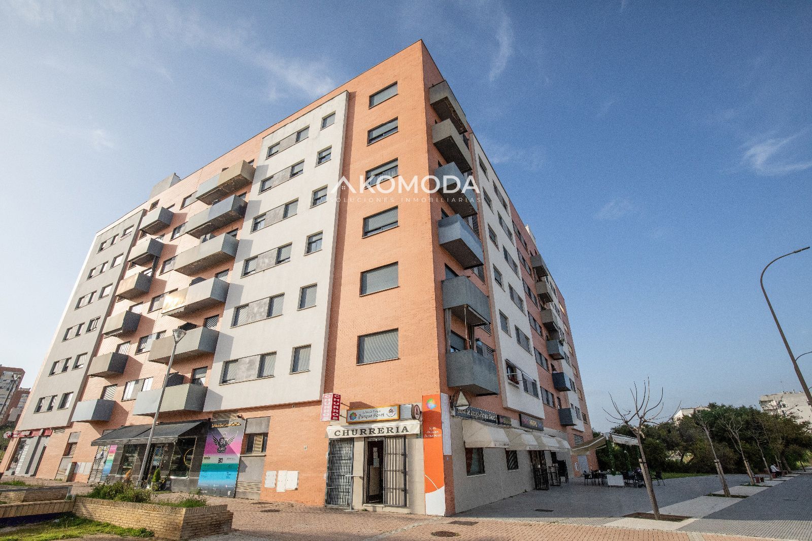 Vista exterior de Pis en venda en  Huelva Capital amb Terrassa i Traster