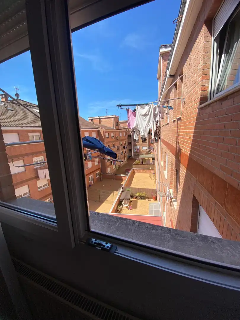 Terrasse von Wohnung zur Miete in Siero mit Heizung und Privatgarten