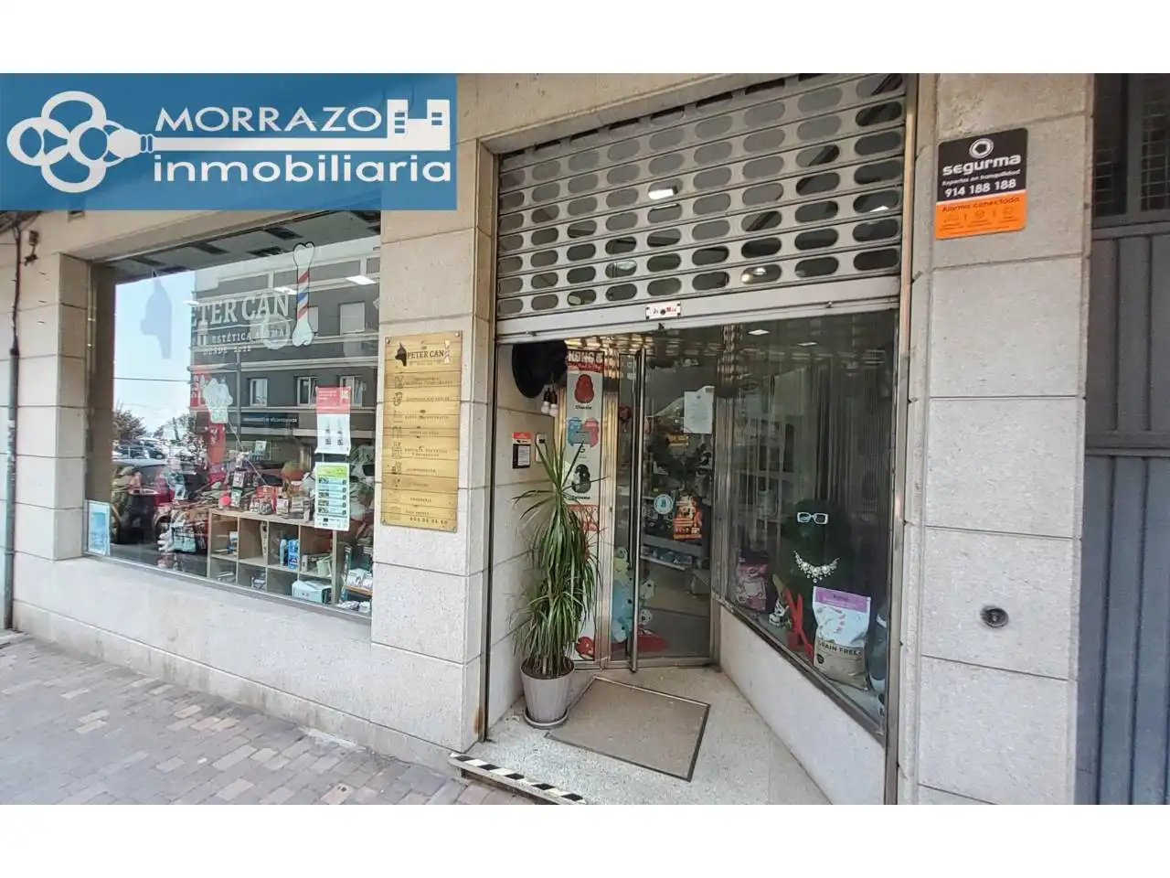 Business premises for transfer in Calle Alfonso Rodríguez Castelao 3