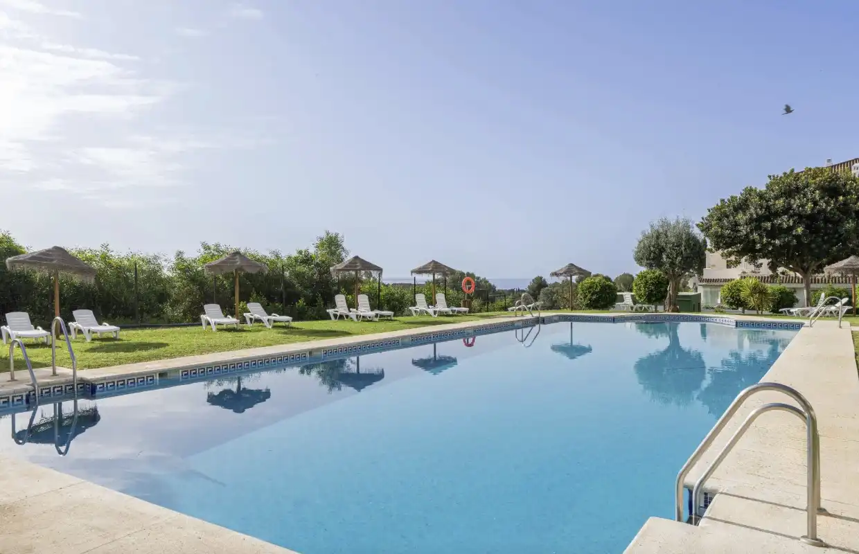 Àtic amb piscina en venda a Río Real - Los Monteros, imagen 4