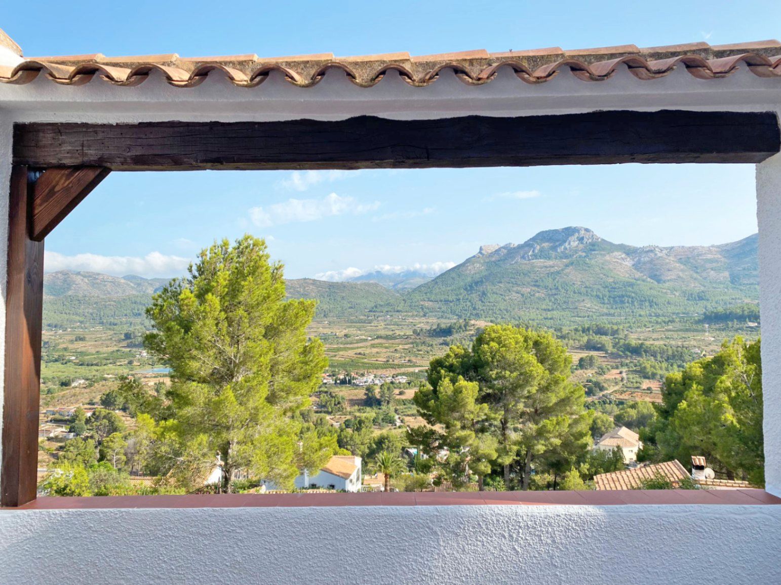 Vista exterior de Casa o xalet en venda en Alcalalí amb Aire condicionat, Calefacció i Jardí privat