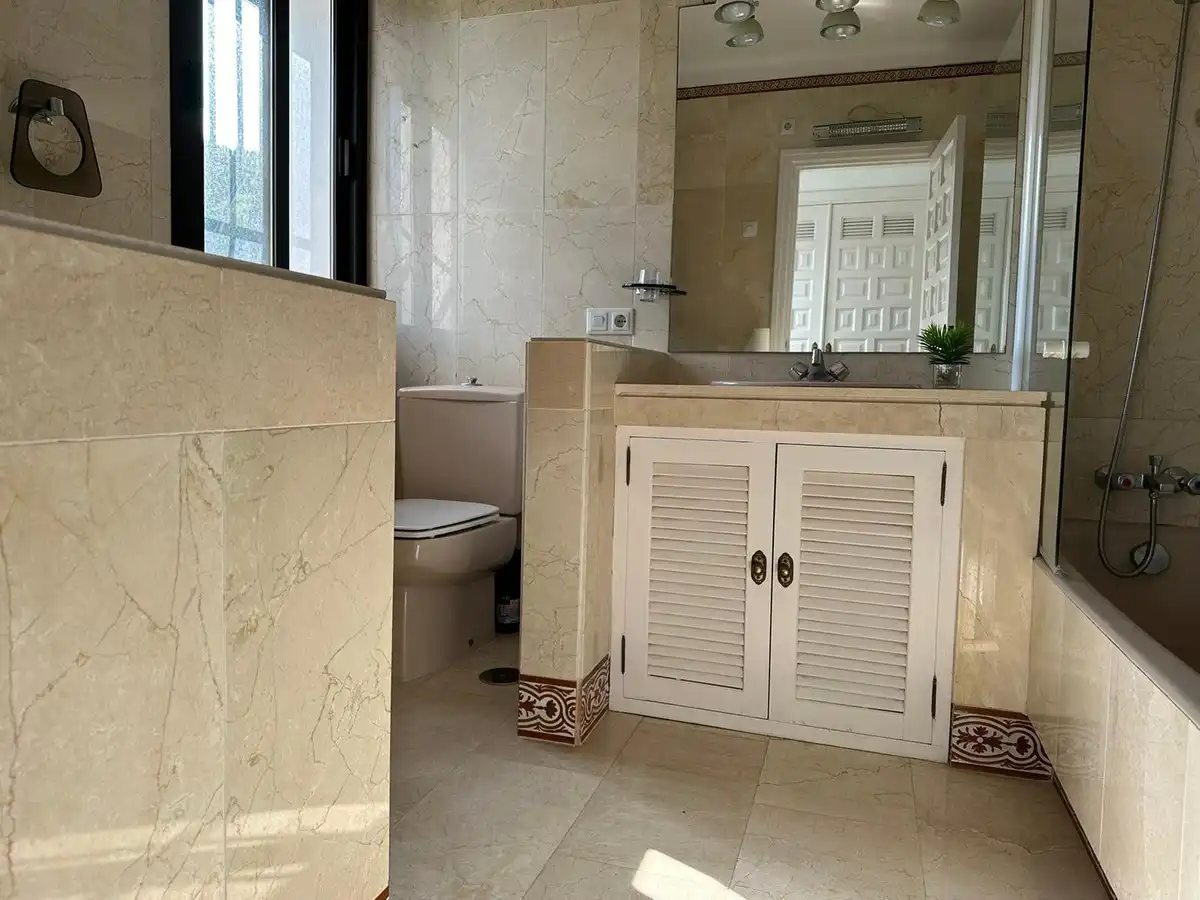 Reihenhaus zum Verkauf in Nueva Andalucía, imagen 6