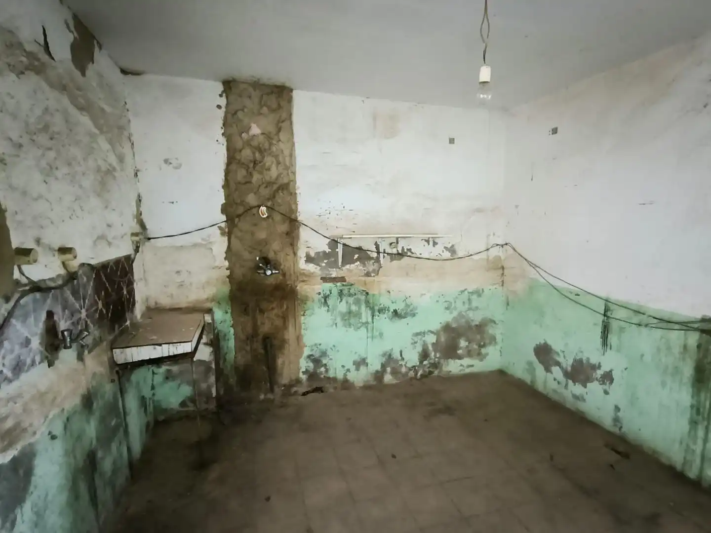 Casa adosada en venda en Alcolea del Río