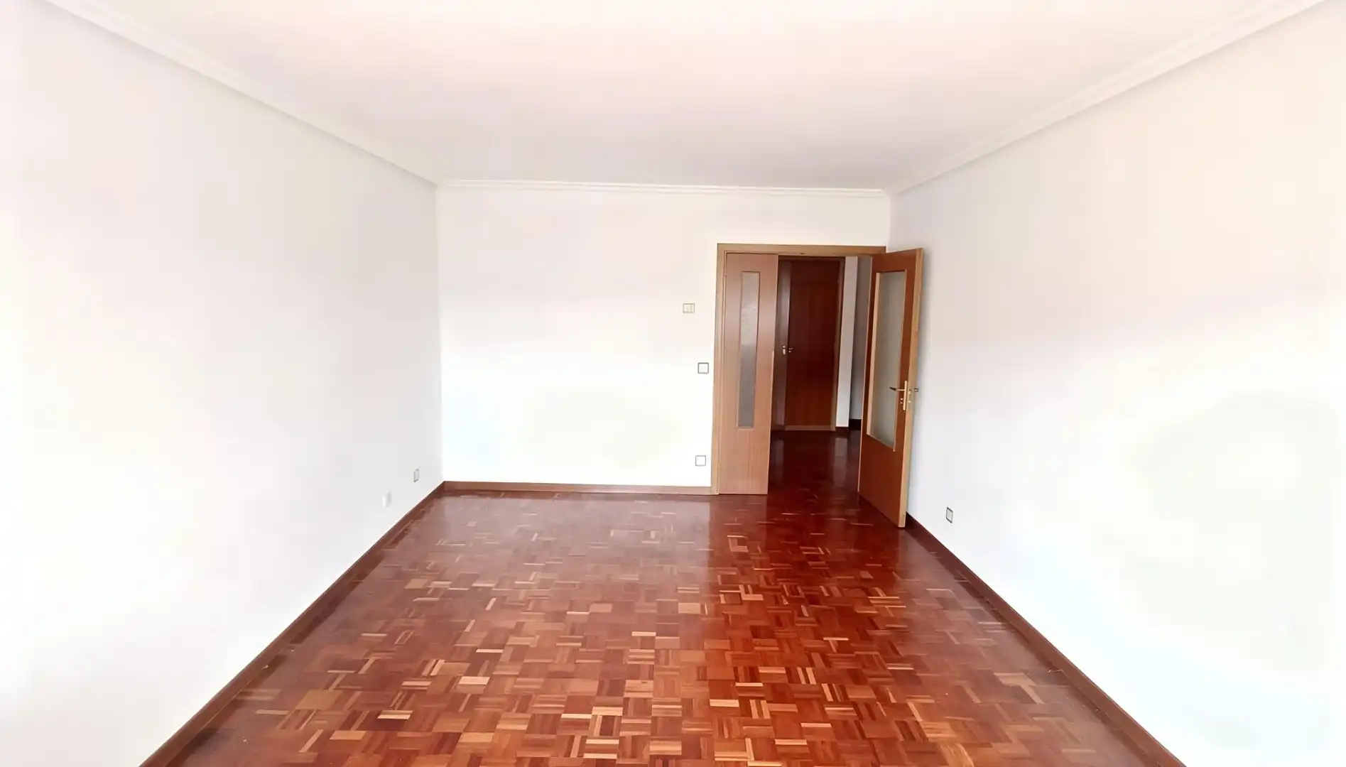 Sala d'estar de Pis en venda en Burgos amb Calefacció i Traster