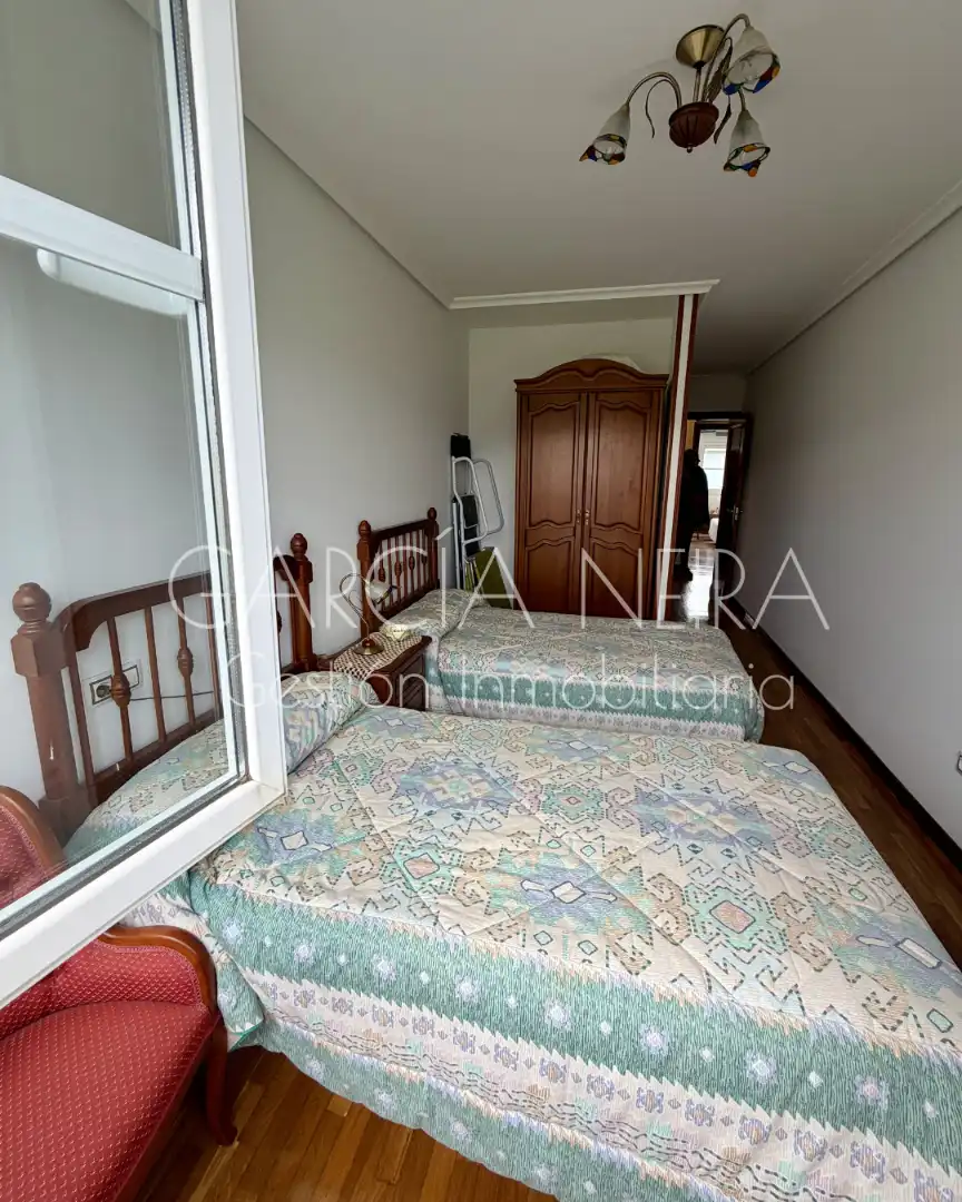 Habitación de Piso en venta en Navia con Calefacción, Parquet y Amueblado