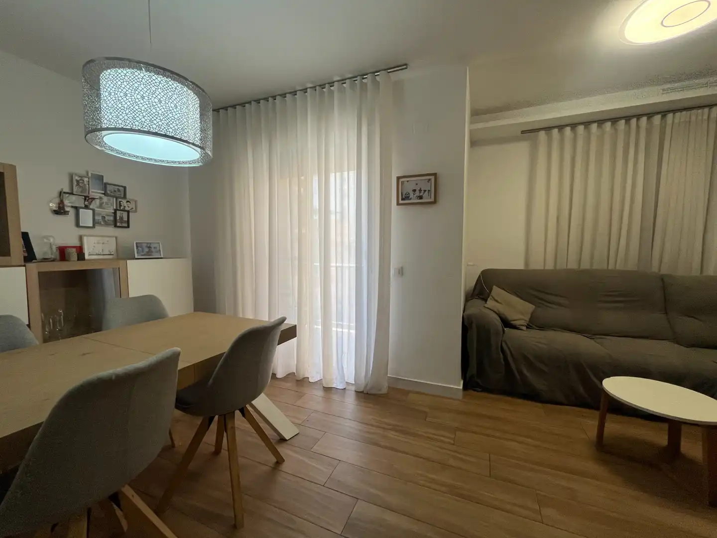 Sala de estar de Piso en venta en Sagunto / Sagunt con Parquet, Amueblado y Horno