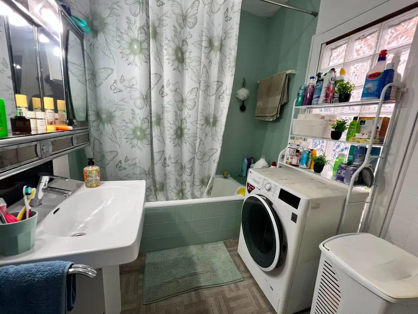 Bany de Casa o xalet en venda en Sabadell amb Aire condicionat, Terrassa i Traster