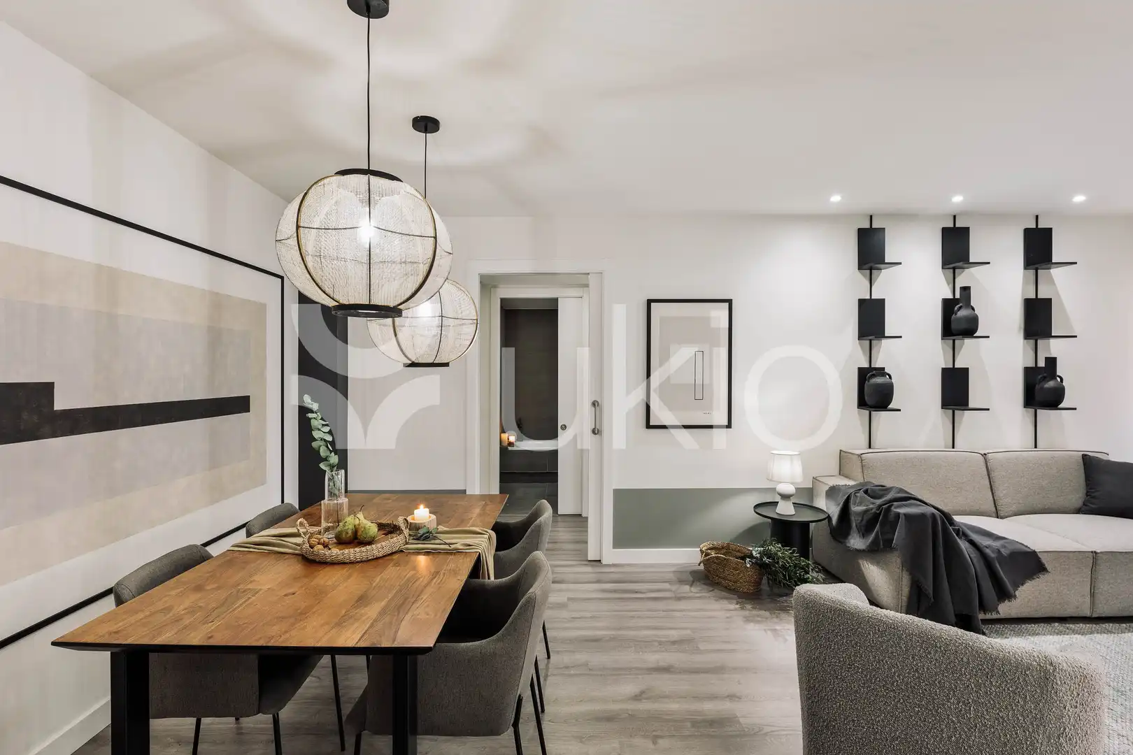 Comedor de Piso de alquiler en Barcelona con Aire acondicionado, Calefacción y Amueblado