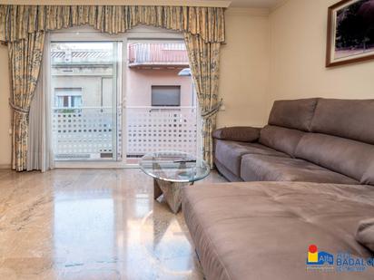 Living room of House or chalet for sale in Badalona  with Heating, Private garden and Parquet flooring