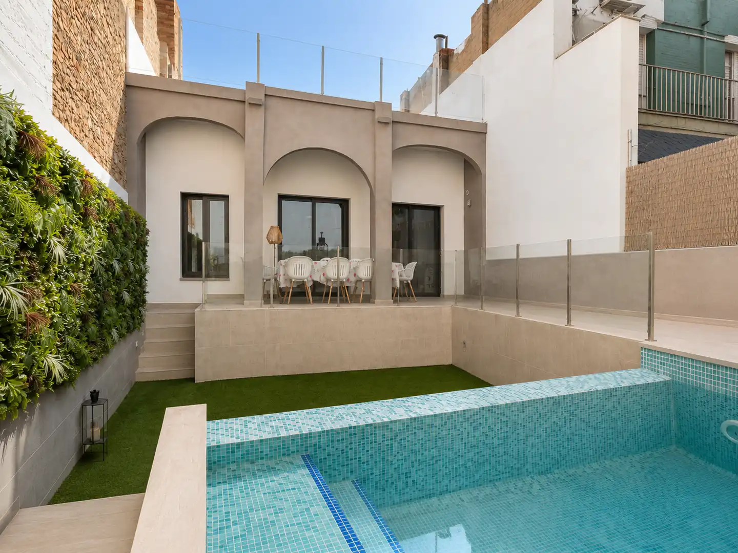 Adosado con piscina en venta en Eixample - Horta Capallera, imagen 15