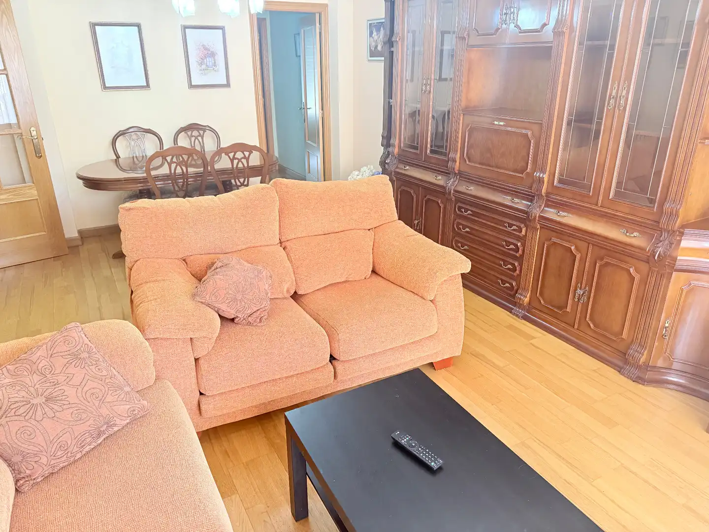 Living room of Flat for rent in Villaquilambre  with Heating, Furnished and Oven