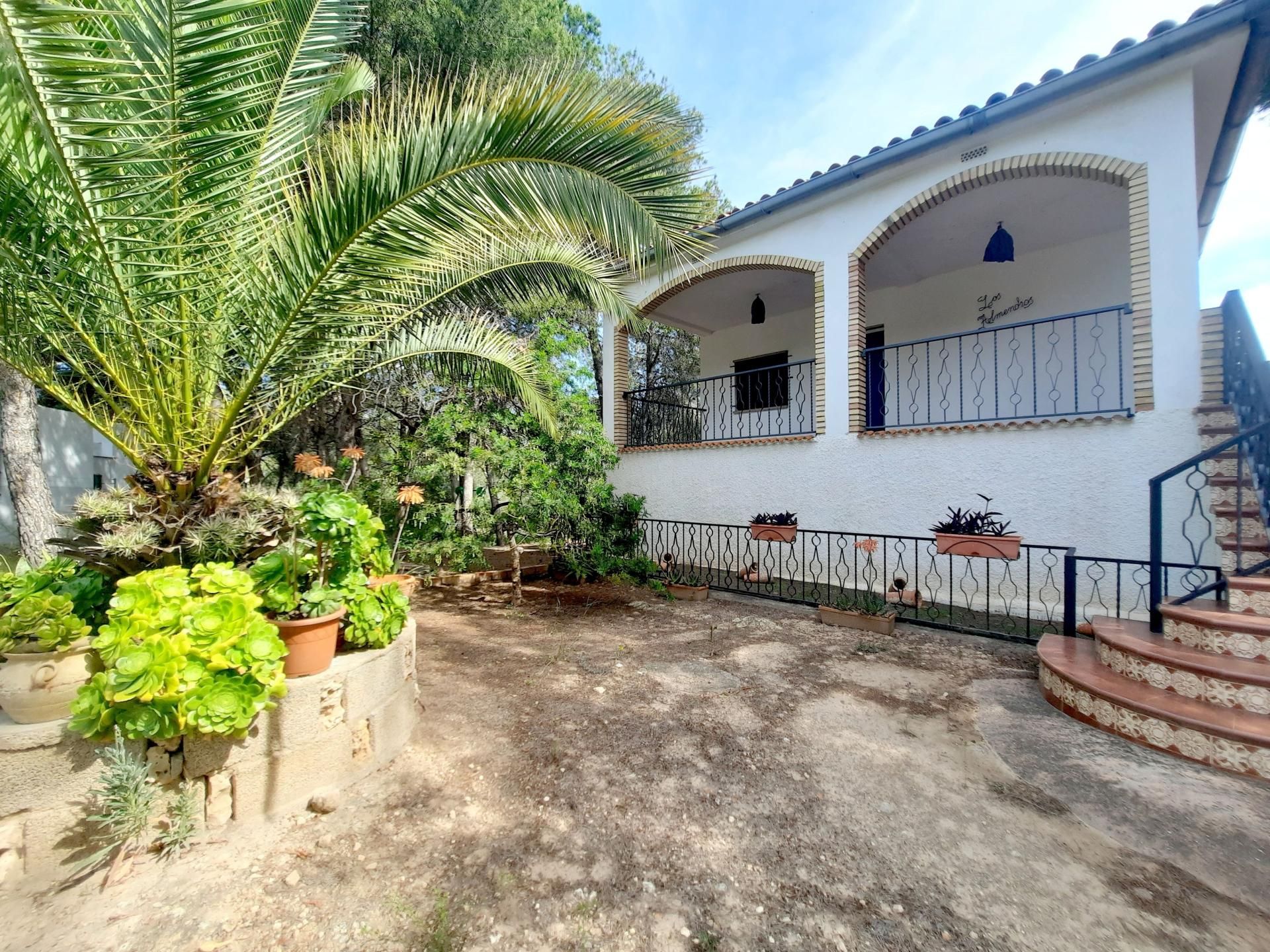 Jardí de Finca rústica en venda en Sagunto / Sagunt amb Calefacció, Terrassa i Piscina