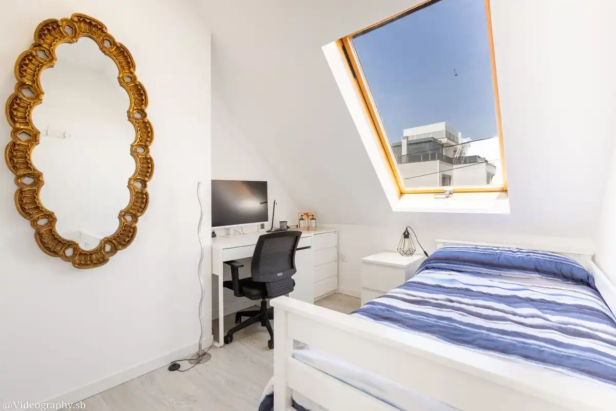 Habitación de Dúplex en venta en Madrid con Aire acondicionado, Calefacción y Terraza