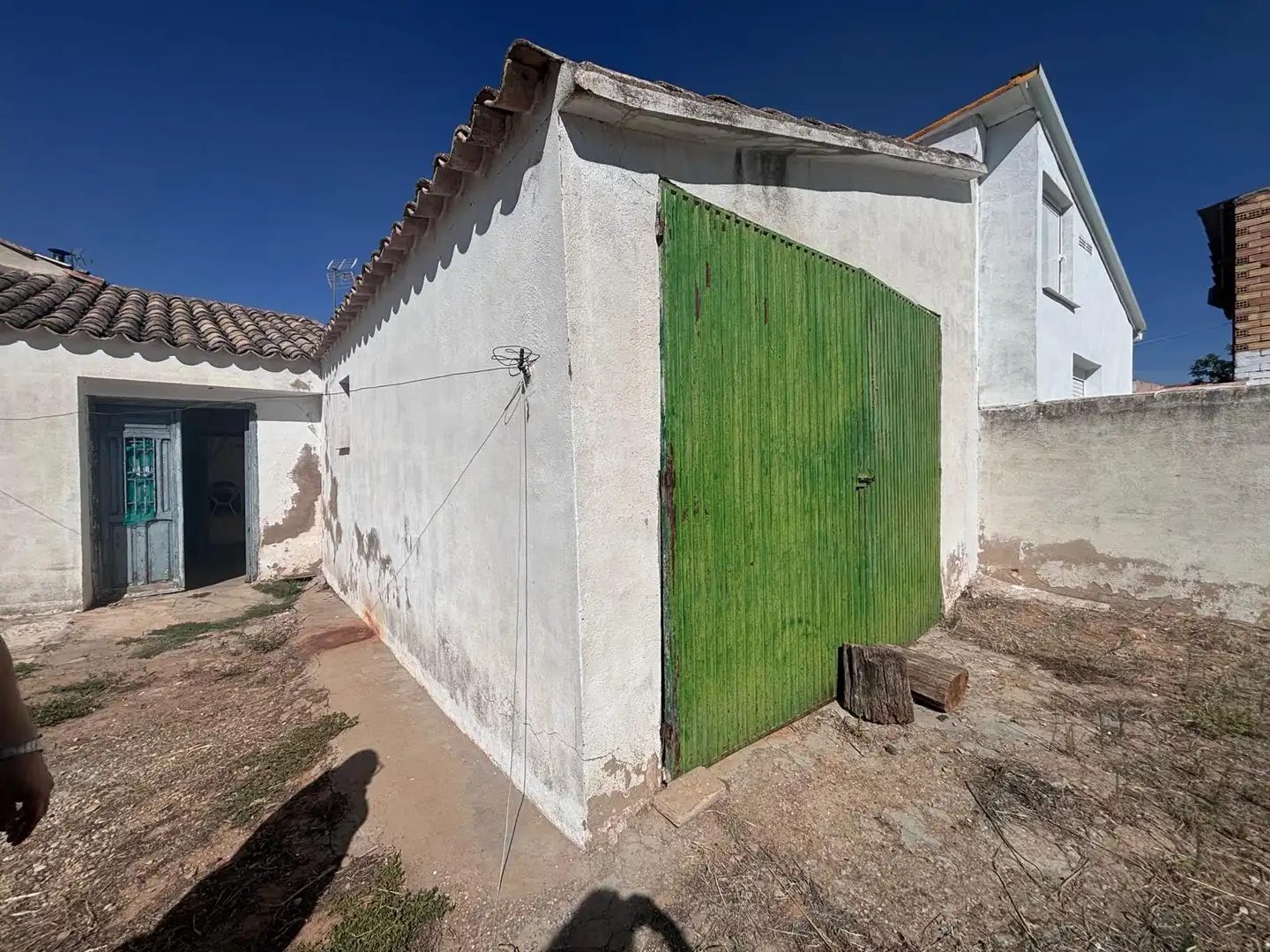 Vista exterior de Casa o chalet en venta en Buenache de Alarcón con Jardín privado y Amueblado