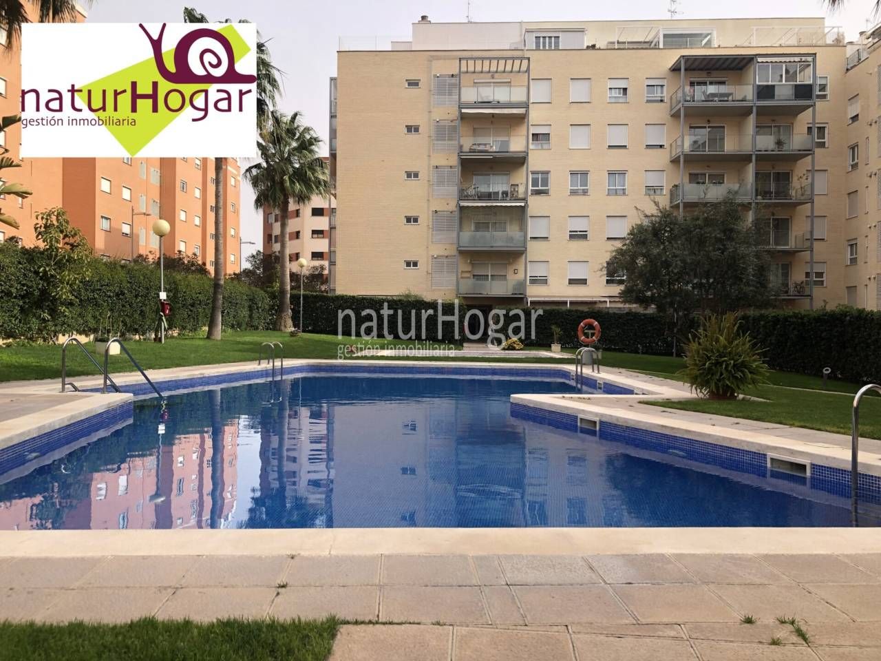 Swimming pool of Flat for sale in Paterna  with Air Conditioner, Heating and Terrace