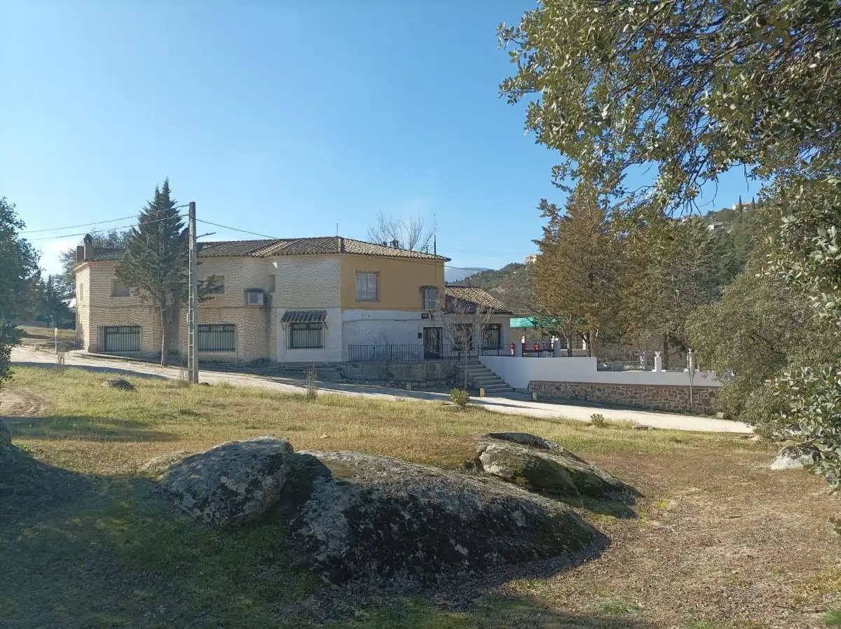 Vista exterior de Casa o chalet en venta en Navahermosa con Terraza y Balcón