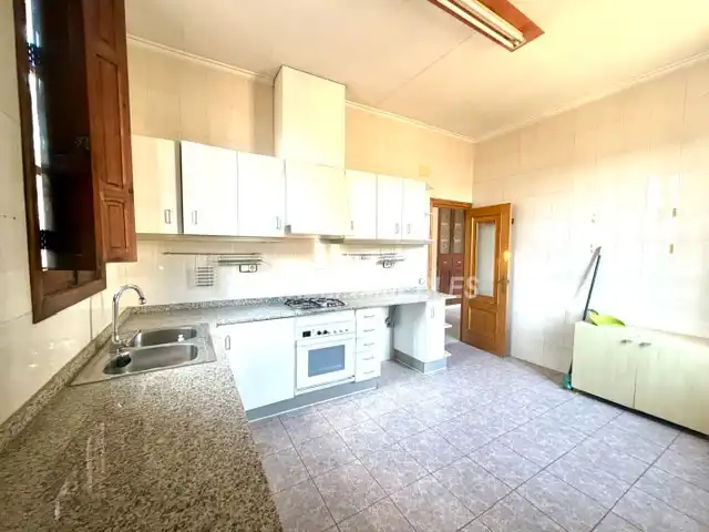 Cocina de Casa o chalet en venta en Rocafort con Calefacción, Jardín privado y Terraza