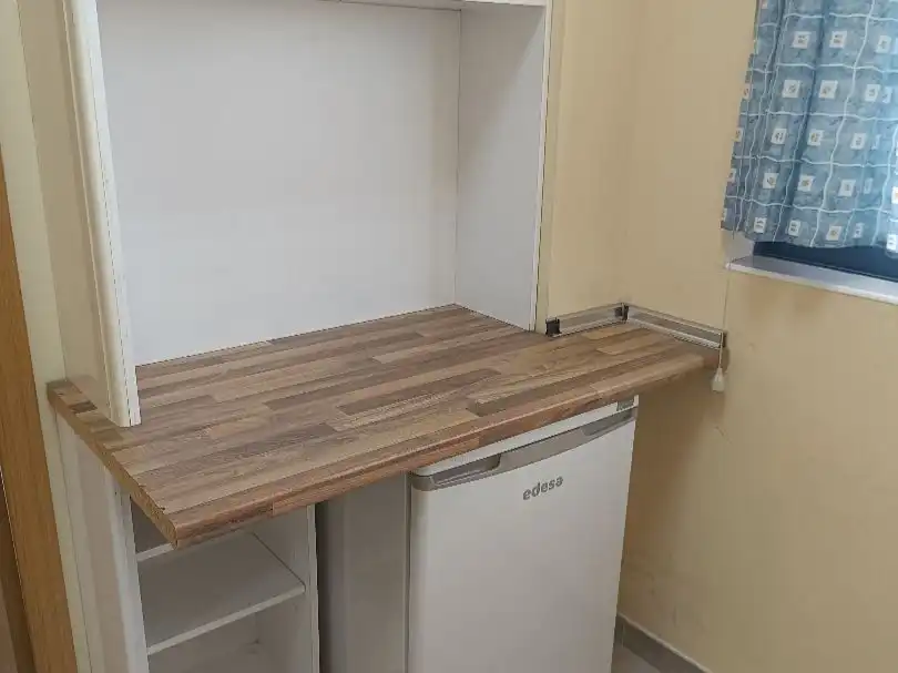 Cocina de Local de alquiler en Arroyomolinos (Madrid) con Amueblado, Internet y Alarma