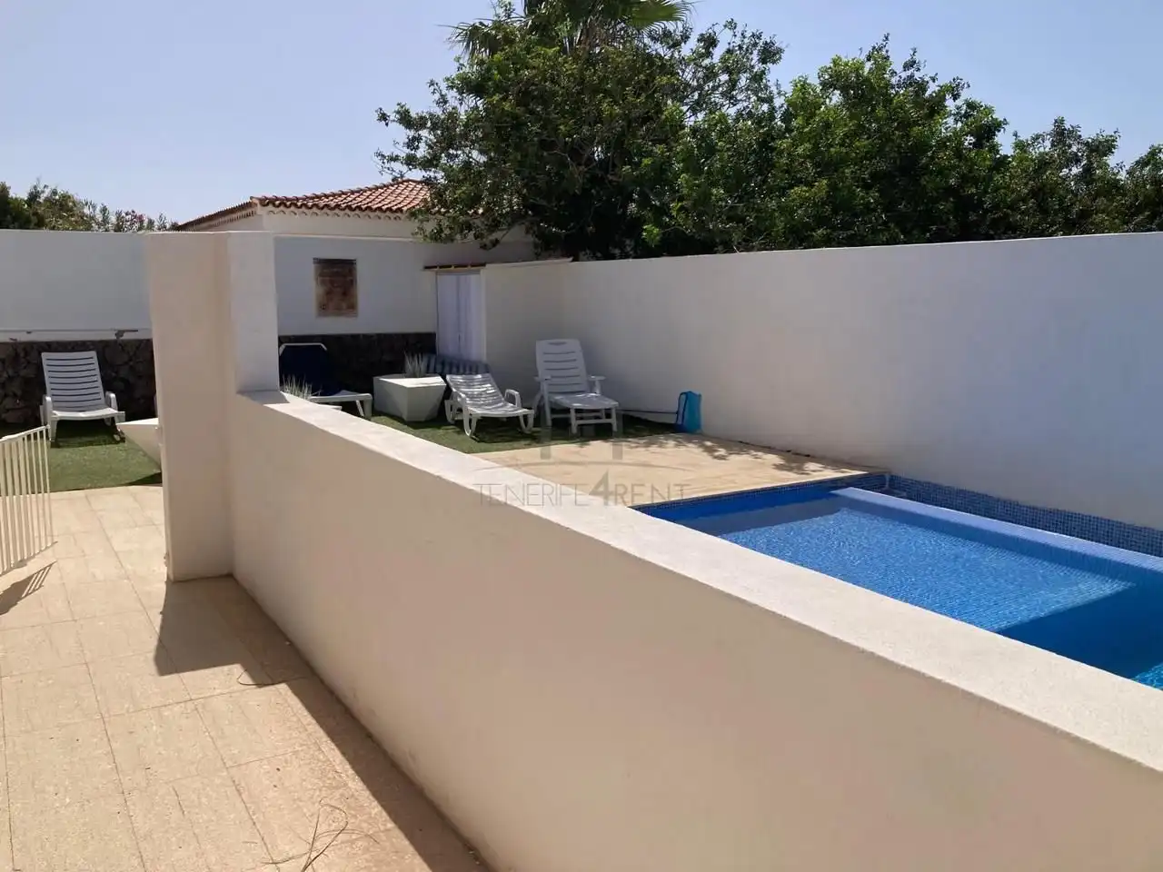Piscina de Estudio de alquiler en Arona con Aire acondicionado, Terraza y Amueblado