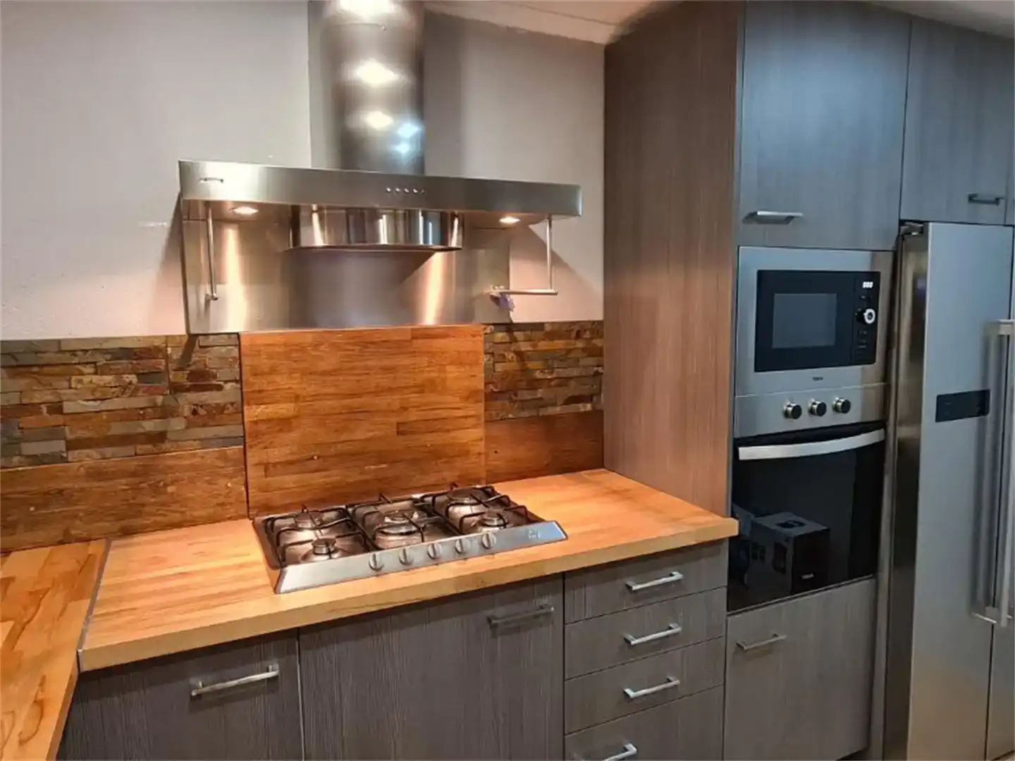 Cuina de Planta baixa en venda en Castro Caldelas amb Jardí privat, Parquet i Traster