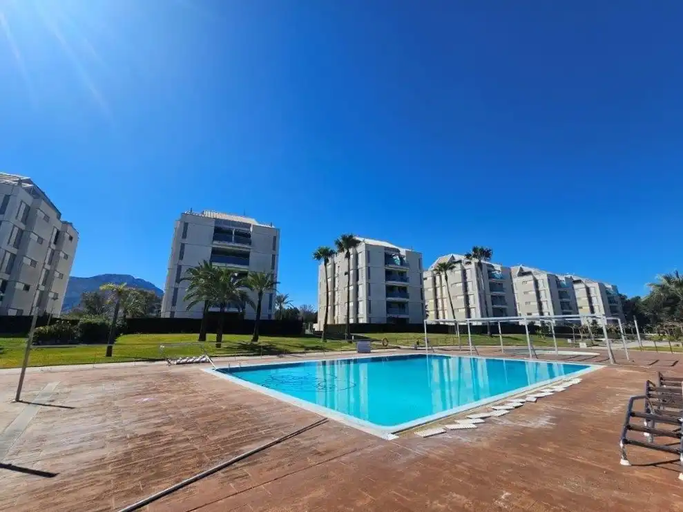 Piscina de Apartamento en venta en Dénia con Aire acondicionado, Terraza y Trastero