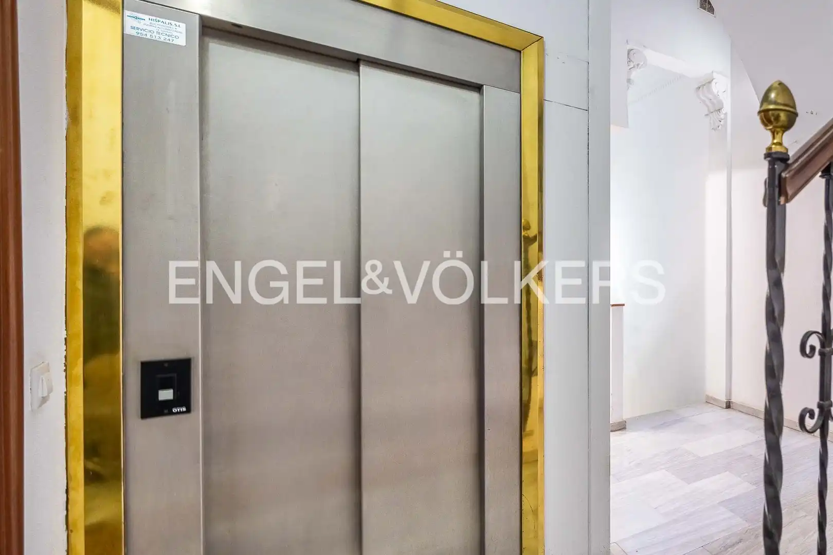 Wohnung zum Verkauf in Sevilla mit Heizung