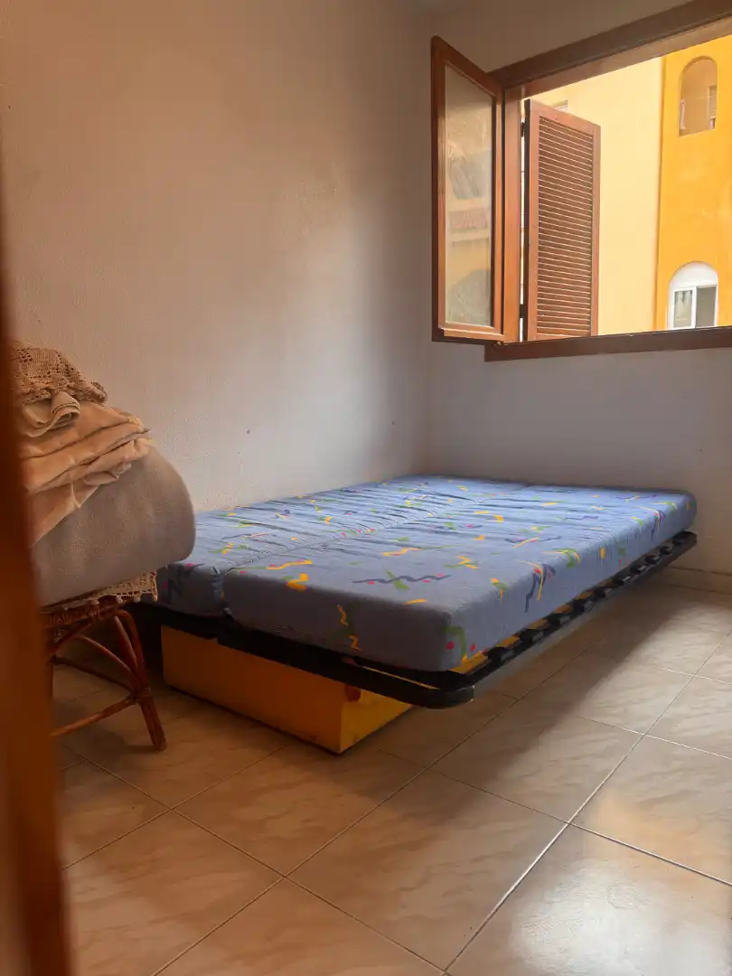 Dormitori de Pis en venda en Torrevieja amb Aire condicionat, Terrassa i Moblat