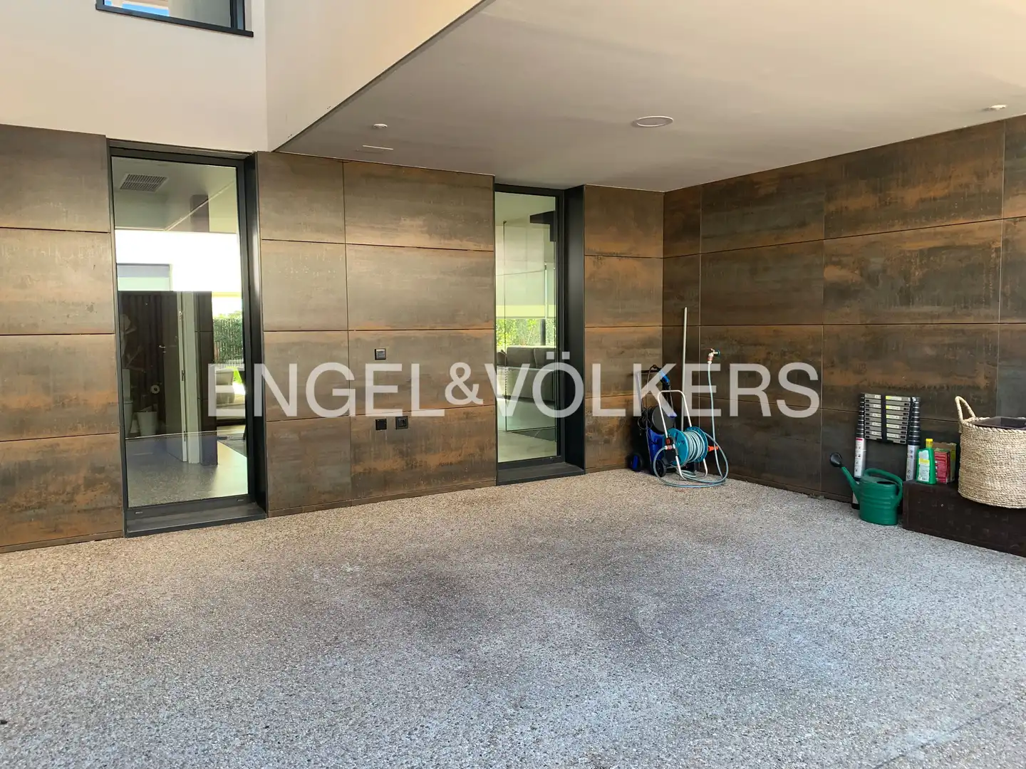 Terraza de Casa adosada de alquiler en Boadilla del Monte con Aire acondicionado, Calefacción y Jardín privado