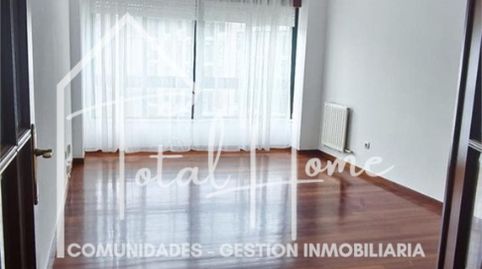 Photo 5 of Flat for rent in Rúa de Abaixo, O Milladoiro, Ames