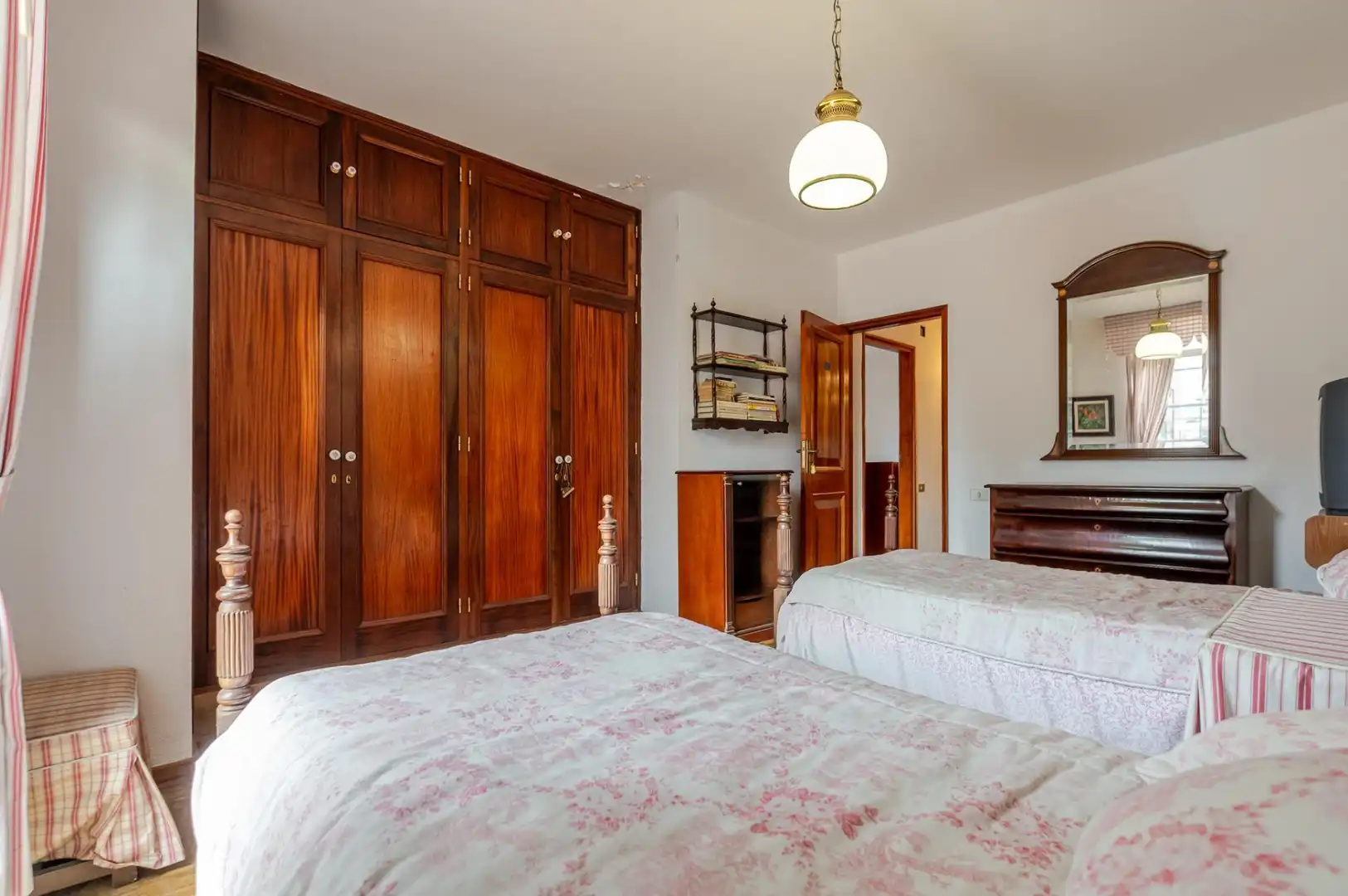 Dormitori de Casa adosada en venda en Las Palmas de Gran Canaria amb Jardí privat, Parquet i Terrassa