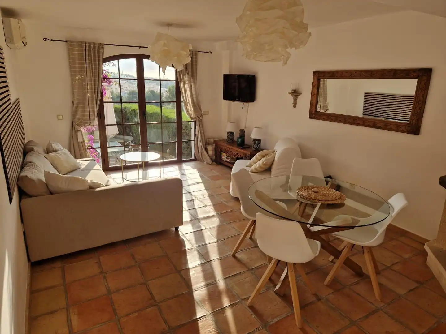 Casa a schiera con piscina in vendita a Golf Bahía