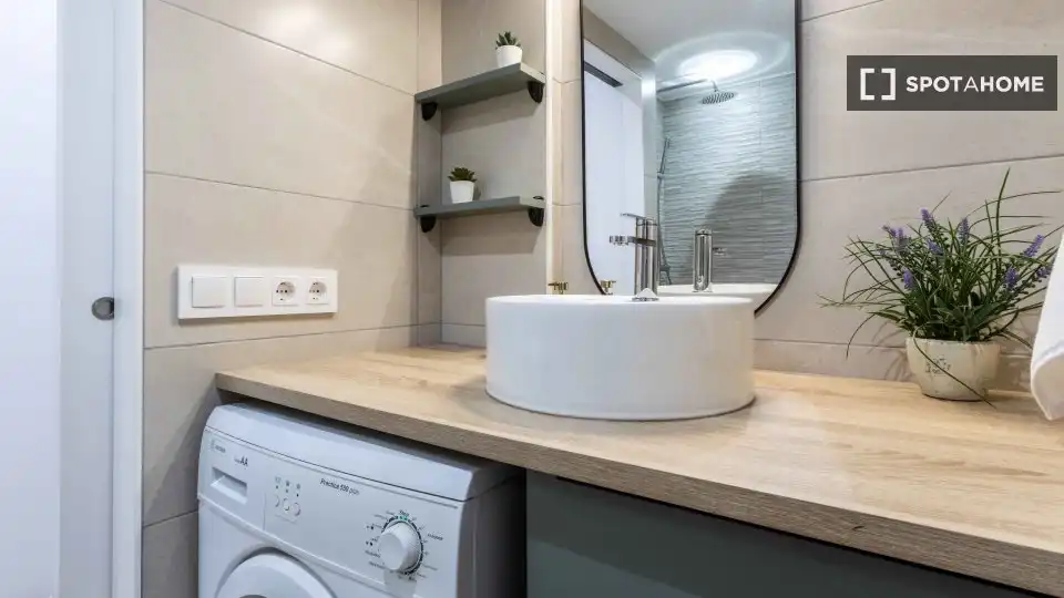 Flat with terrace to rent in Eixample, imagen 7