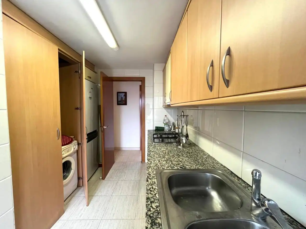 Cocina de Piso en venta en Girona con Calefacción, Terraza y Amueblado