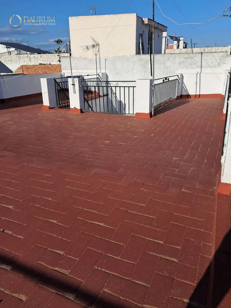 Terrassa de Dúplex en venda en Sevilla amb Aire condicionat, Calefacció i Terrassa