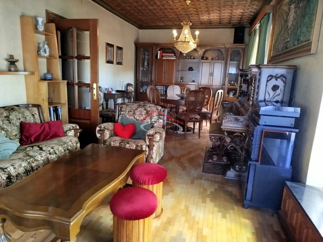 Casa con piscina en venta en Avenida Constitución, imagen 2