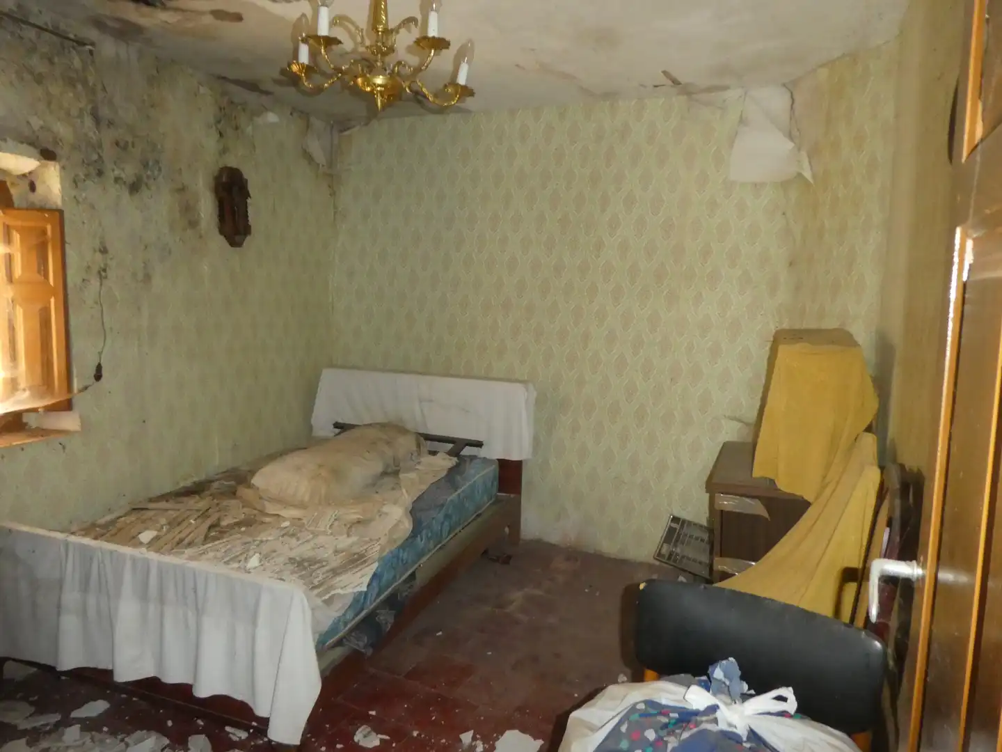 Casa adosada en venda en Santa María del Campo amb Moblat
