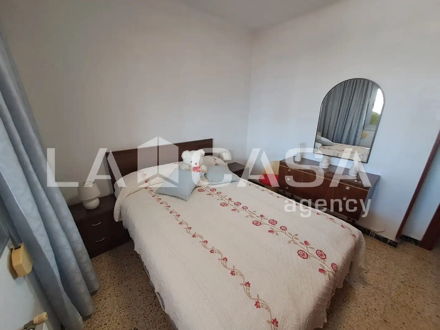 Habitación de Ático en venta en Santa Coloma de Gramenet con Terraza